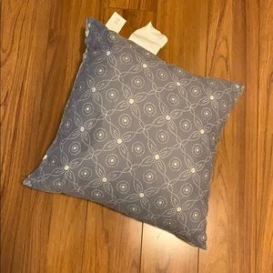 Two sided pillow